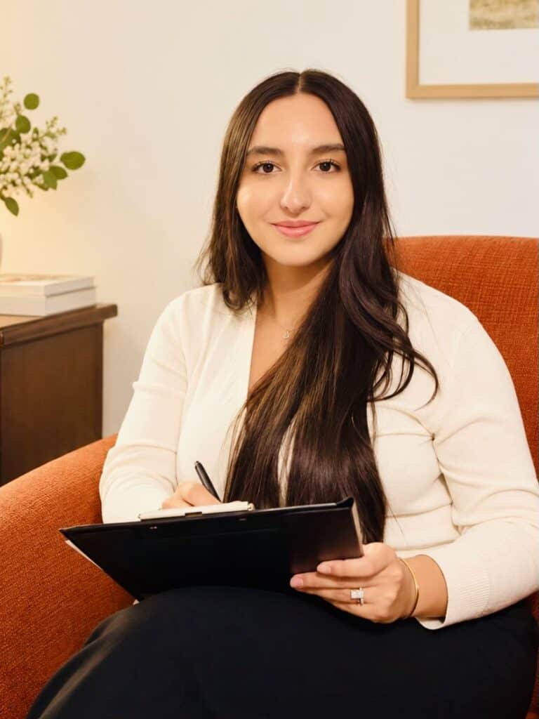 Psychologue psychothérapeute paris 15 Anaïs Farhat adulte visio téléconsultation en ligne thérapeute